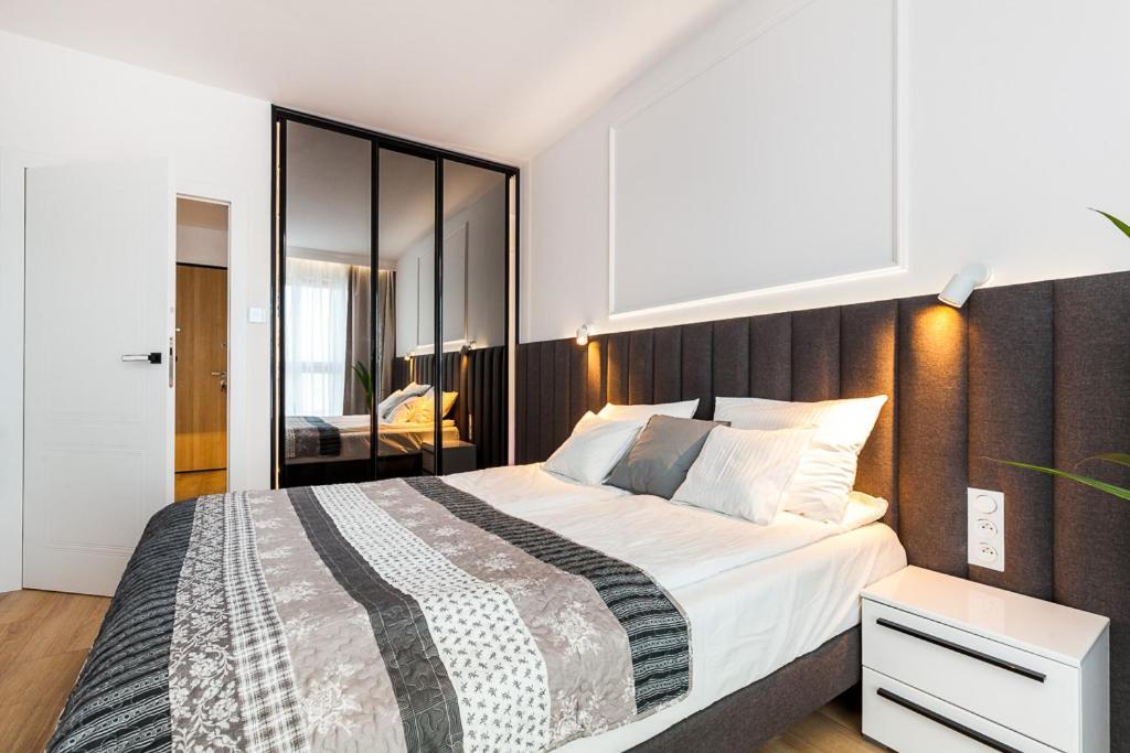 "Nowy Apartament" Sypialnia , Garaz, 1500 M Od Morza, Netflix Gdansk Dış mekan fotoğraf